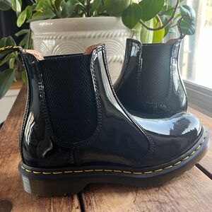 New Dr. Martens Patent Leather Chelsea Boots - Women's 8 Color Black